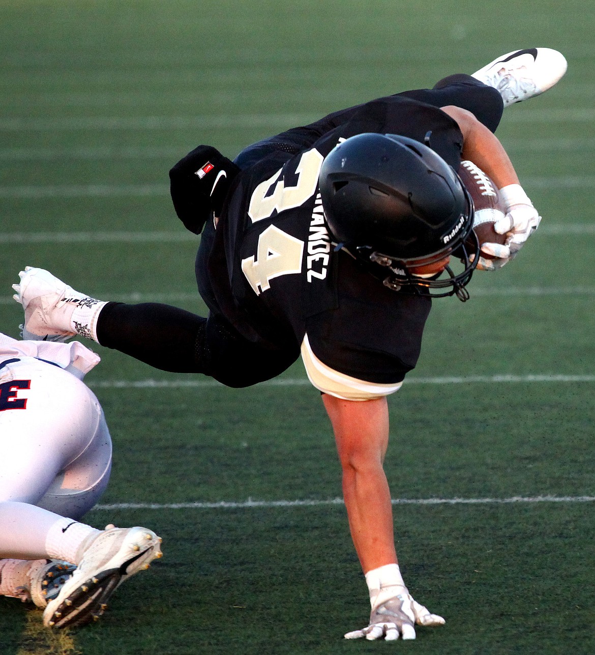 Rodney Harwood/Columbia Basin heraldRoyan running back Alonso Hernandez has been the work force on a Knights offense that outscored its opponents 403-3 in the past seven games.