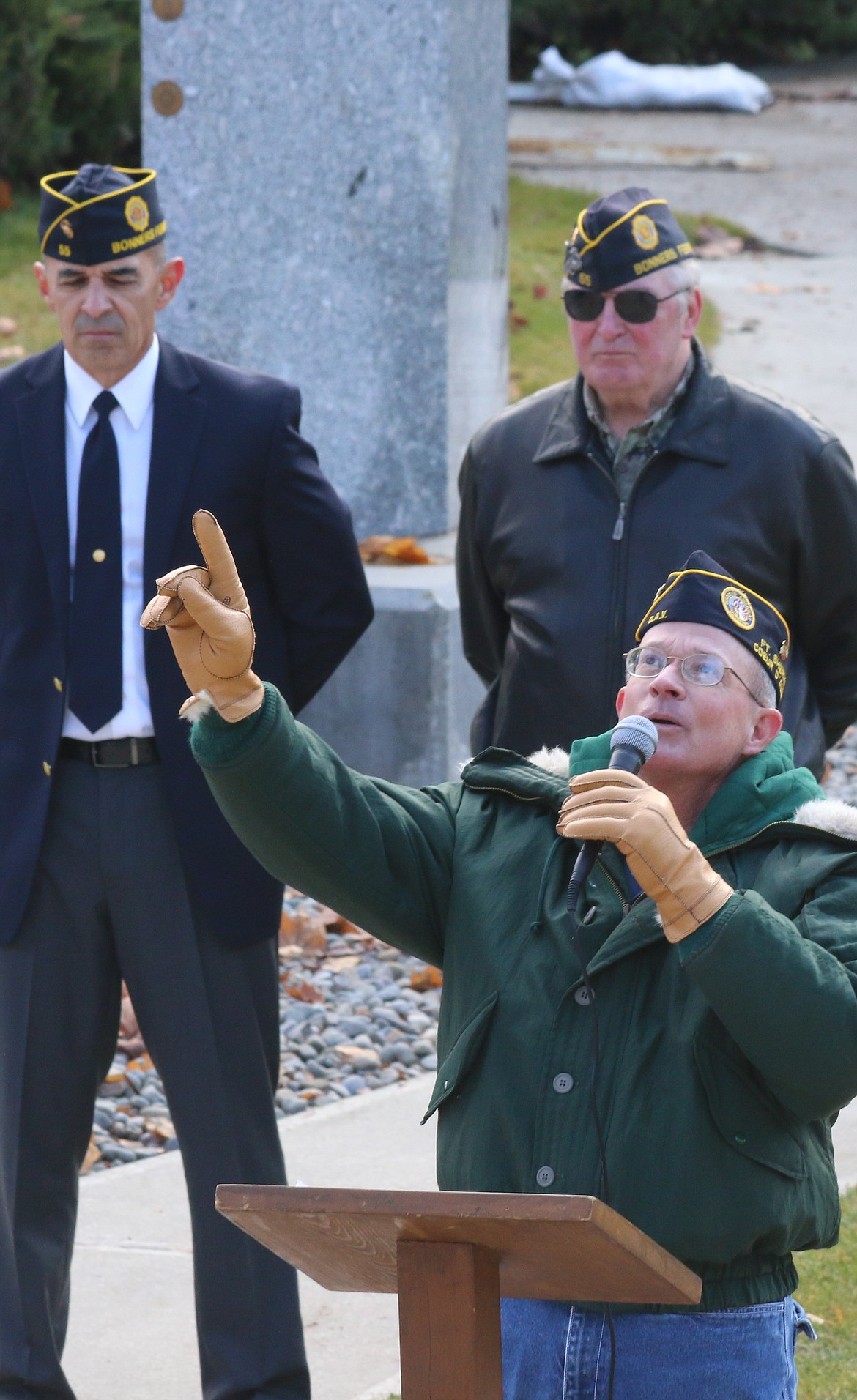 Photo by MANDI BATEMAN
People gathered in the Veterans Memorial Park on a chilly day, to remember and honor veterans, past and present, on the 100th Anniversary of the Armistice of WWI.