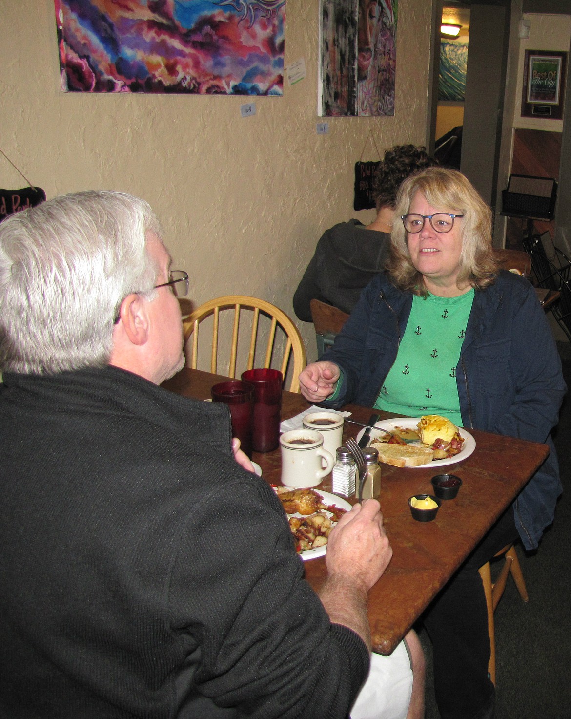 Norah Couch and Paul Barkley of Post Falls enjoy a meal at The Garnet Cafe. (KEITH ERICKSON/Coeur Voice)