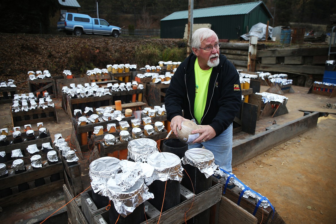 Photos by LOREN BENOIT/Press
For 20 years, Pyro Spectacular regional director Rich Vaughan has partnered with Duane and Lola Hagadone to light up Coeur d&#146;Alene&#146;s sky with fireworks for The Coeur d&#146;Alene Resort Holiday Light Show fireworks display.