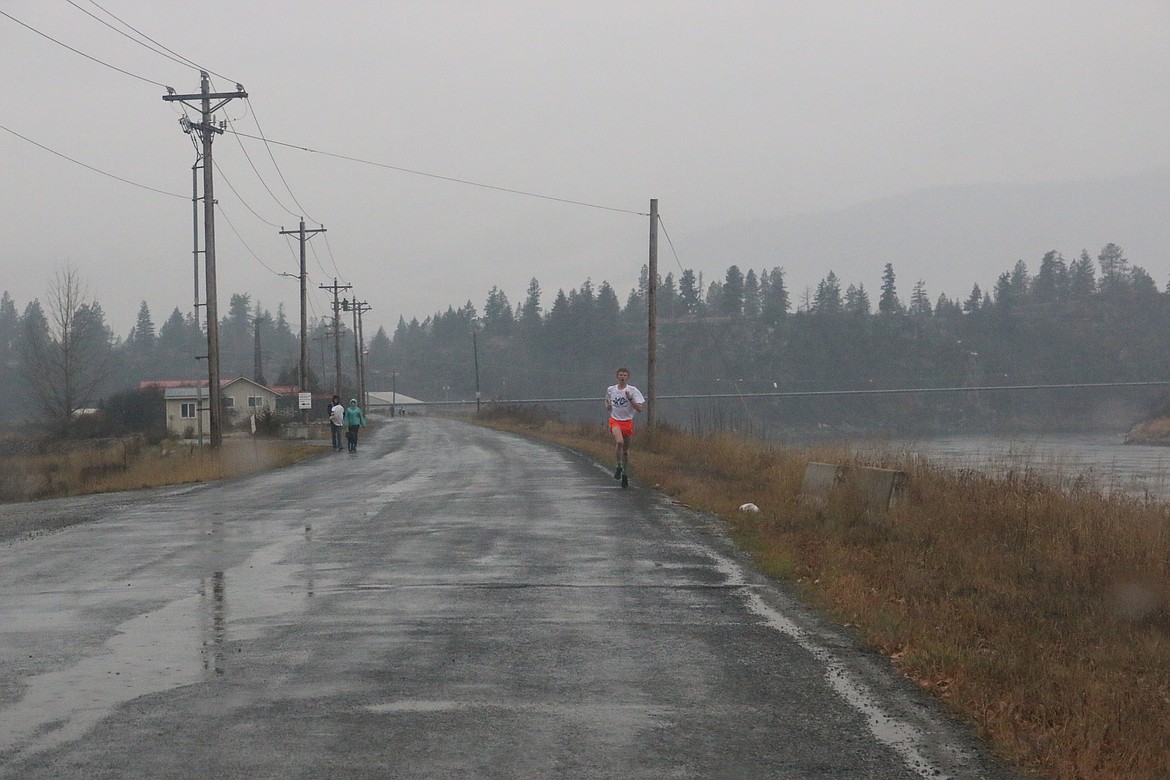 Photo by MANDI BATEMAN
The participants didn&#146;t let the dreary day keep them from turning out in record numbers.