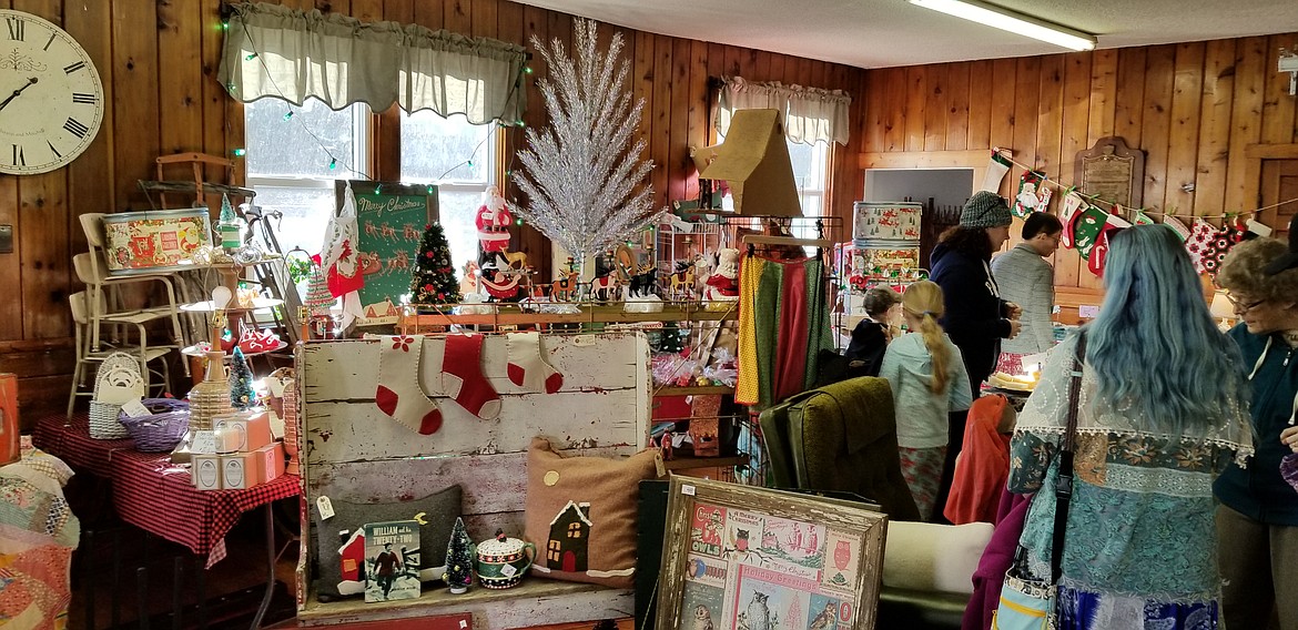 Photo by MANDI BATEMAN
The Vintage Christmas Market has grown to fill two buildings at the Boundary County Fairgrounds.