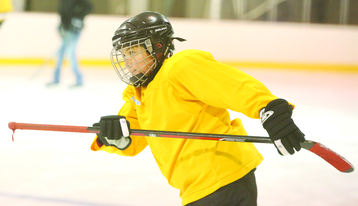 Connor Vanderweyst/Columbia Basin Herald
The Moses Lake Youth Hockey Association opened practice Tuesday night.