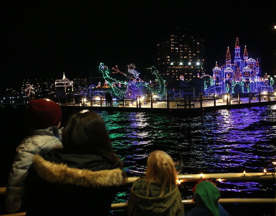 LOREN BENOIT/Press file
Guests view holiday lights from a Journey to the North Pole Cruise boat in November.