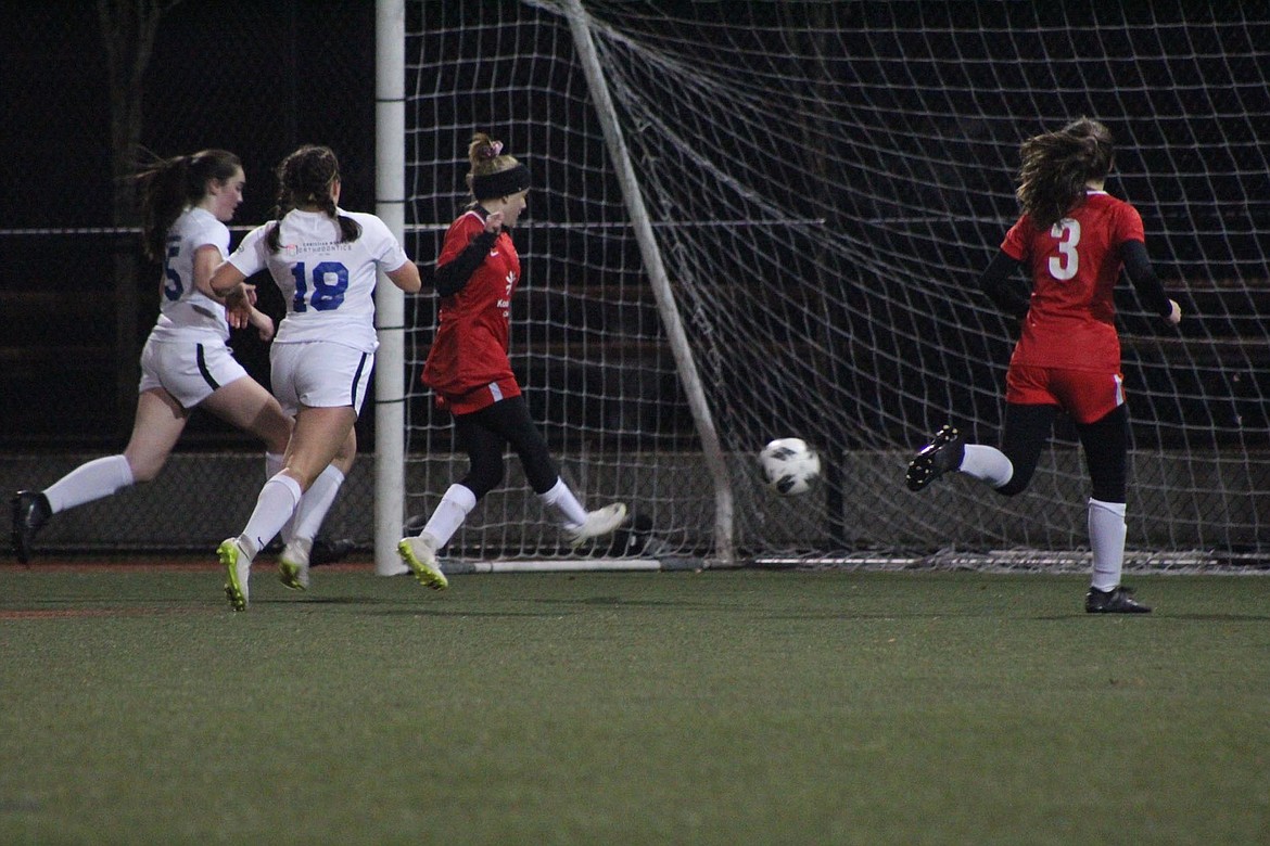 Courtesy photo
The Thorns North U15 girls soccer team is off to a 3-0 start in the winter soccer season. The Thorns won 3-0 over a team in Bothell, Wash., and had two wins over the weekend at the Portland showcase tournament. Pictured is Kayla Dearmin scoring a winning goal.