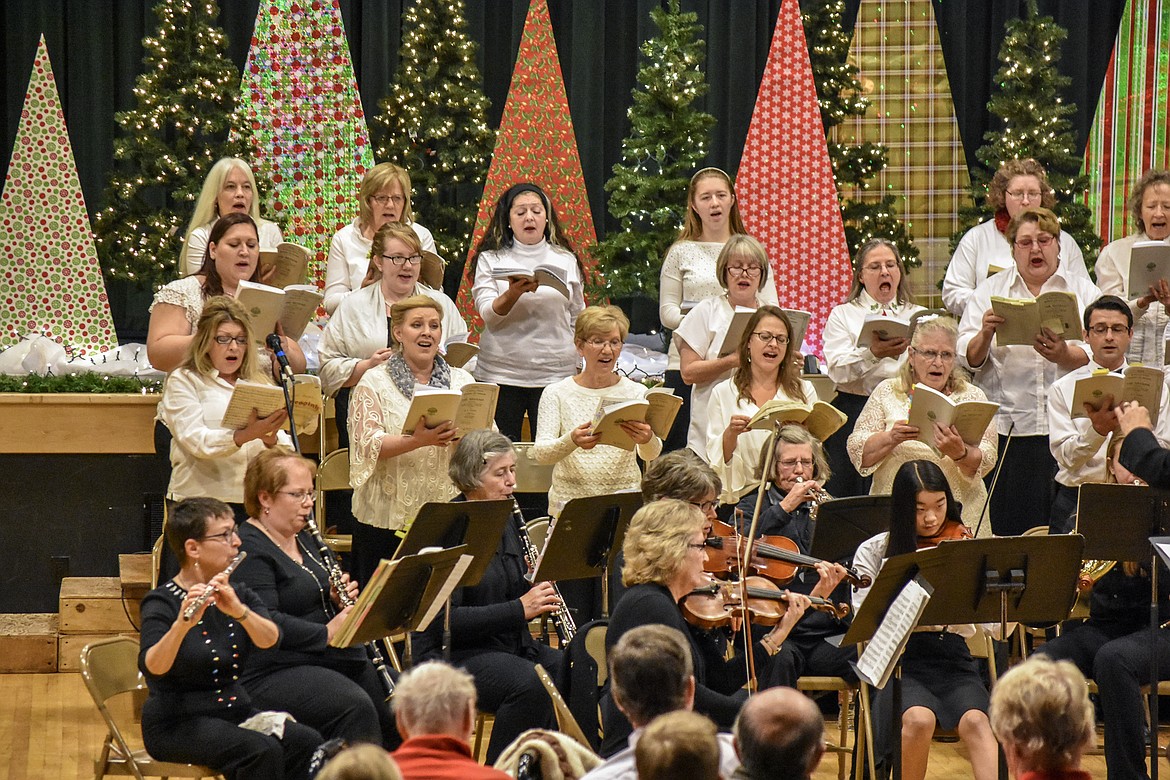 The Community Choir and Orchestra perform &quot;And the Glory of the Lord&quot; during Handel's Messiah at the Libby Memorial Center Saturday. (Ben Kibbey/The Western News)