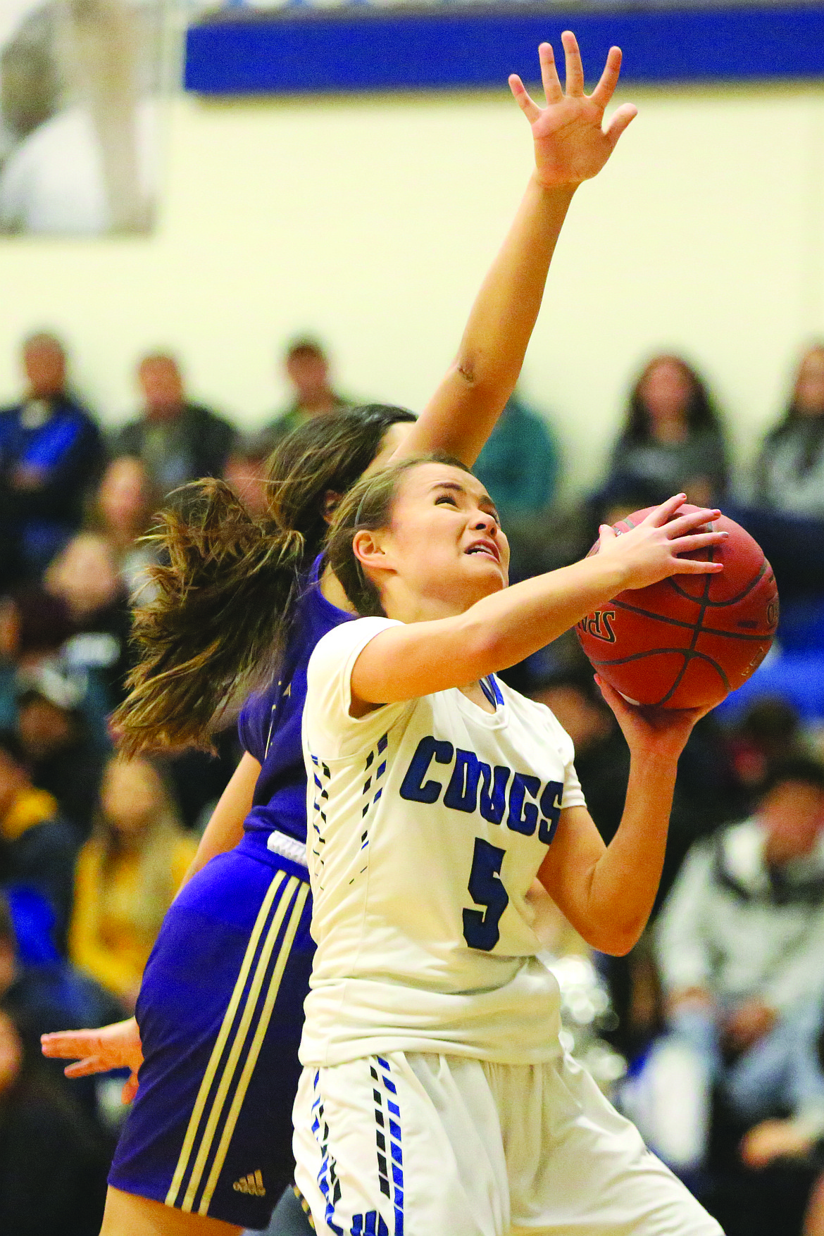 Connor Vanderweyst/Columbia Basin Herald
Warden senior Ashlyn Yamane drives to the basket against Mabton.