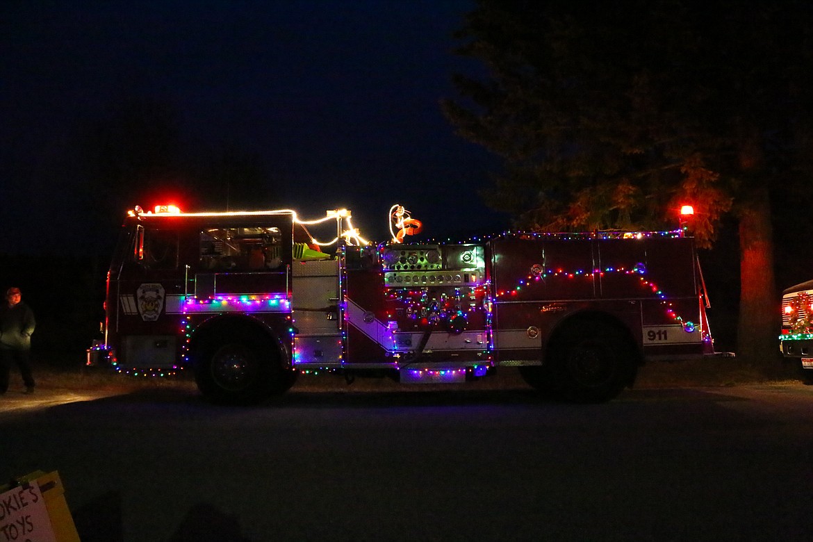 Photo by MANDI BATEMAN
North Bench Fire engine during Santa&#146;s Chariots of Fire tour.