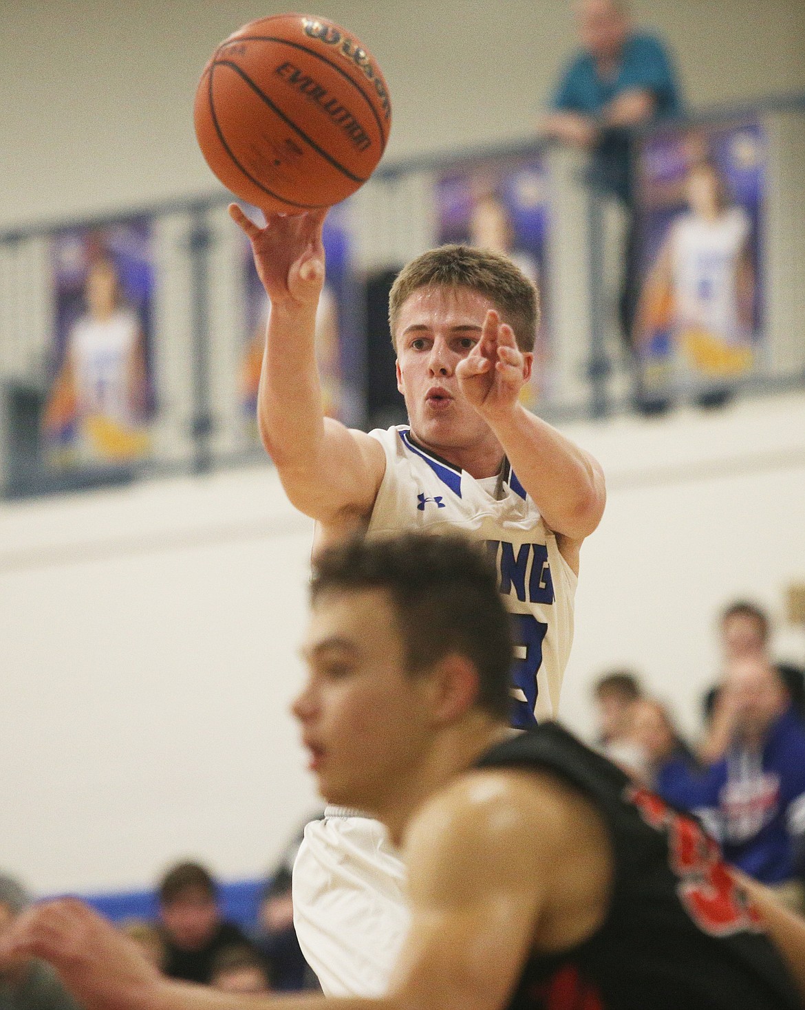 Coeur d&#146;Alene&#146;s Connor King passes  to a teammate during Friday night&#146;s game against North Central. (LOREN BENOIT/Press)