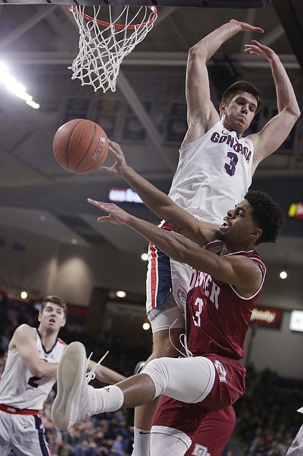 Gonzaga forward Filip Petrusev, right, and Cal State Bakersfield