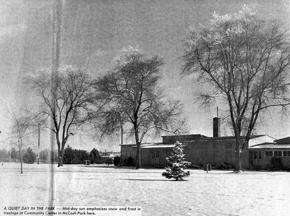 Columbia Basin Herald, Jan. 3, 1972
Dennis note: The Community Center building was left over from Victory Village in the 1940s and 1950s.