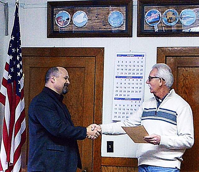 Outgoing Mayor Greg Eitelberg handed over the reins of Plains to newly sworn in Mayor Danny Rowan. (CFVP file photo)