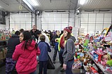 Othello volunteers distribute food, toys