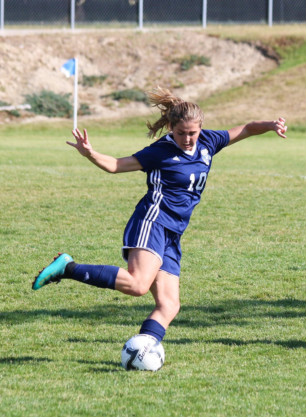 Photo by MANDI BATEMAN
The Badger soccer ladies pushed through the season.