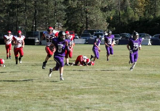 Courtesy photos
Skye Gallaway breaks away for a huge run ... his big plays are a regular occurance at John Drager Field.