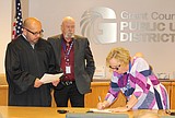 New PUD commissioners sworn in Tuesday