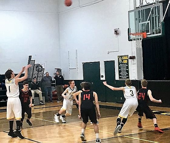 The St. Regis boys faced Hot Springs at home on Jan. 10 with a loss, 43-35. (Photo courtesy of Barb Jasper)