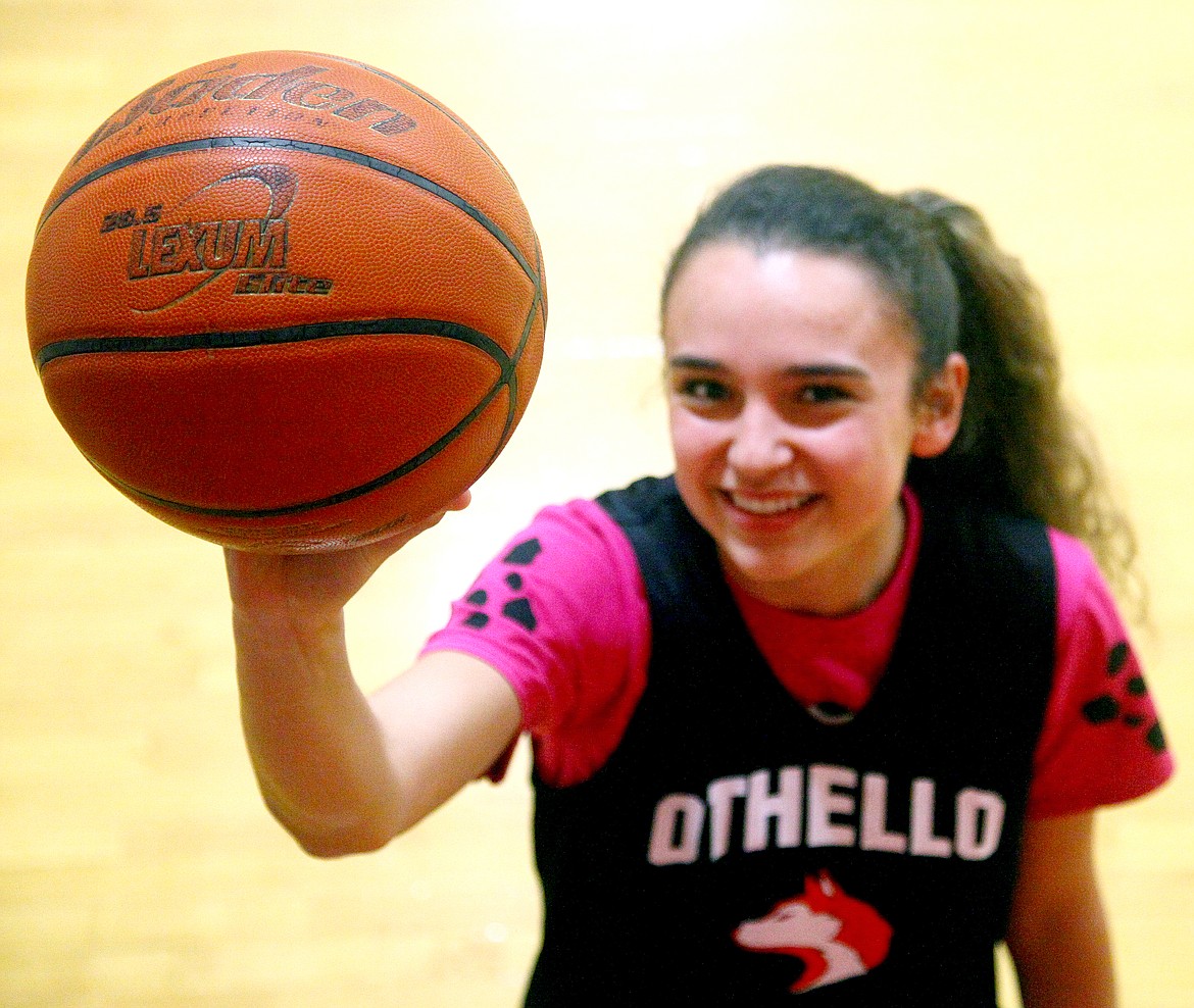 Rodney Harwood/Sun Tribune
Othello senior Macy Hampton became just the seventh player in Othello girls basketball history to surpass the 1,000-point mark.