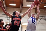 Wildcats win pair of thrilling home games