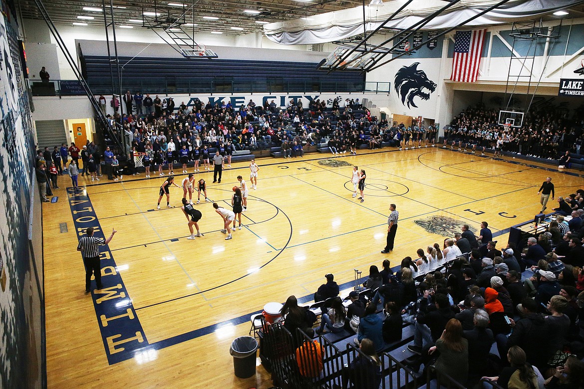 Hundreds watch the 5A Region 1 championship game between Lake City and Coeur d&#146;Alene. (LOREN BENOIT/Press)