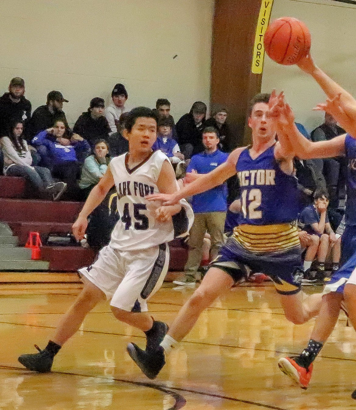 Yu Hsiang Lin from Tiawan is one of five foreign exchange students who make up the Clark Fork Mountain Cats JV team this basketball season. (Photo by Rochelle Knapp)