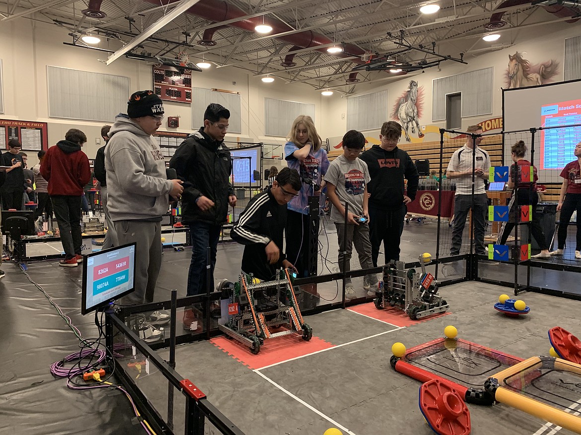 Courtesy photo
Wahluke Junior High students (on left) complete with students from other schools during a VEX EDR robotics state competition this past weekend.