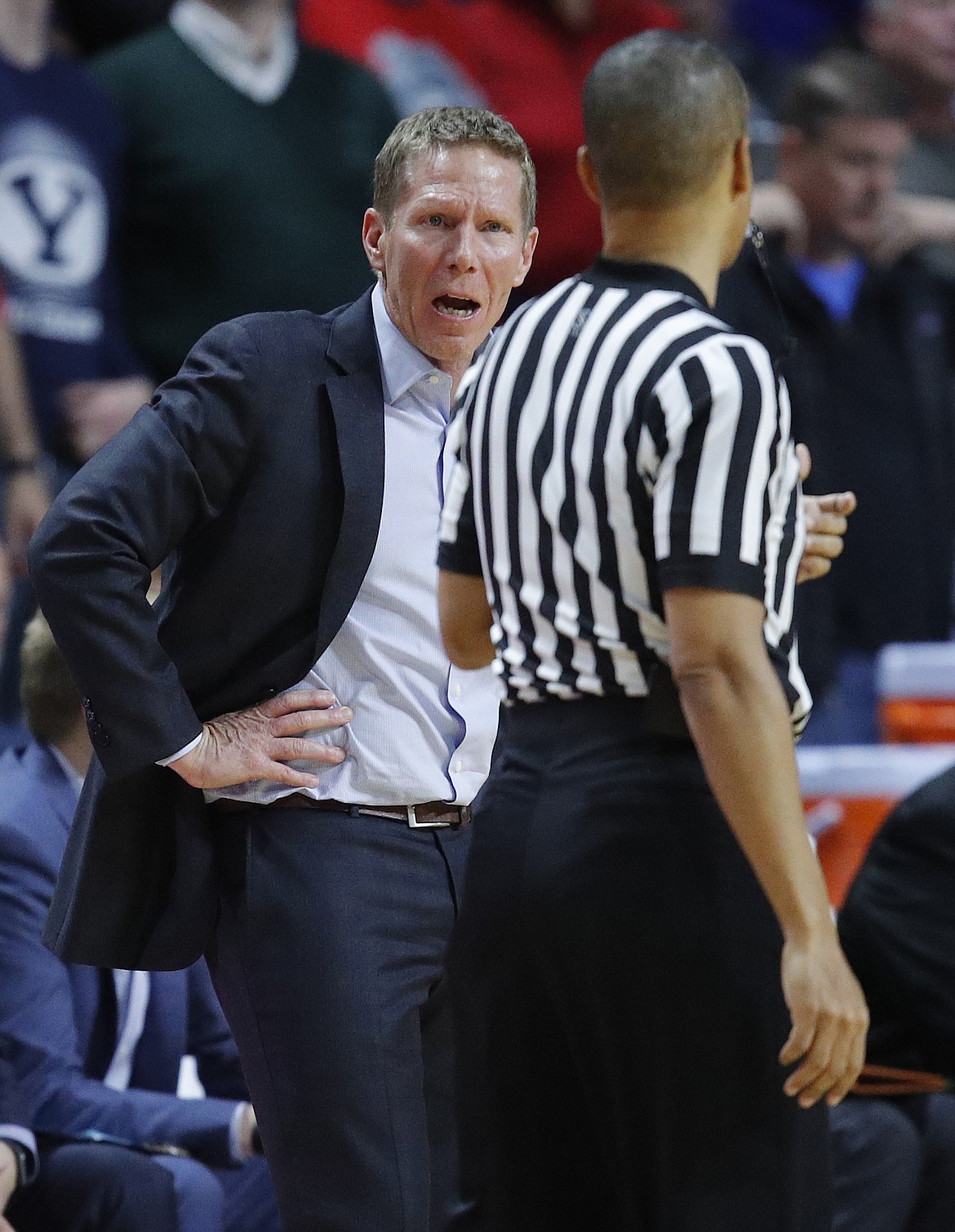 Gonzaga head coach Mark Few argues with an official during the second half of last week&#146;s game against Saint Mary&#146;s.