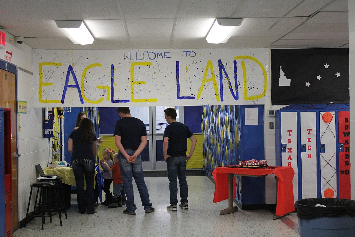 Photo by TANNA YEOUMANS
The Halls were filled with colorful decorations representing colleges.