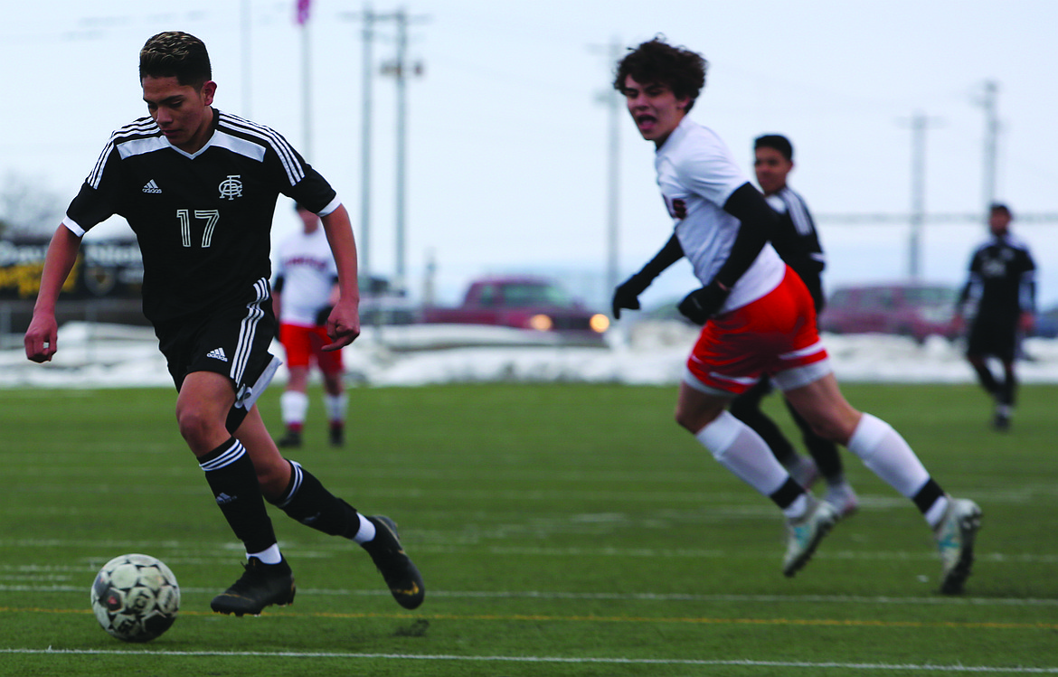 Connor Vanderweyst/Sun Tribune
Royal&#146;s Eliseo Romero (17) was responsible for the Knights&#146; lone goal against Ephrata.