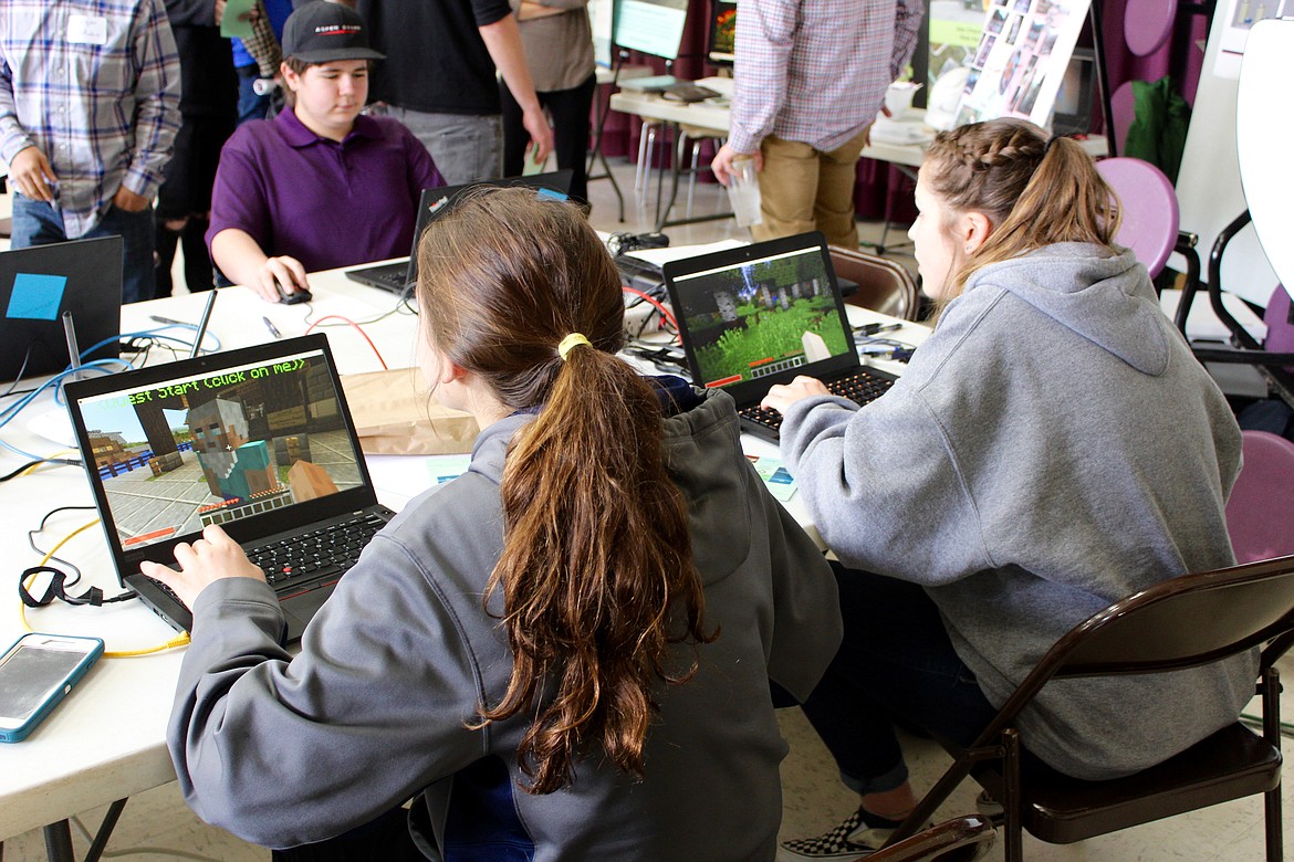 High School students play around with the Panhandle Health District and the University of Idaho collaborative Minecraft project designed to teach the user about lead contamination.