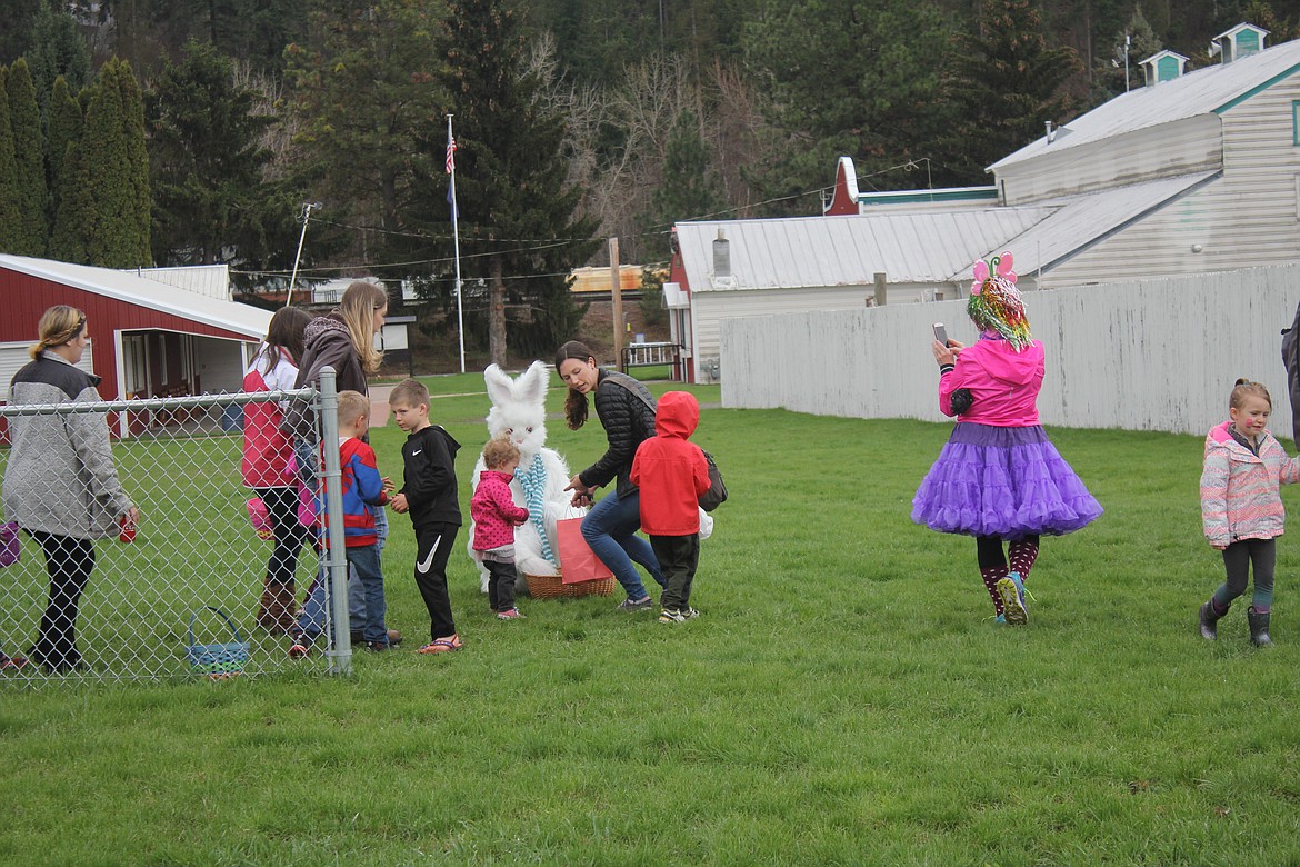 Photo by TANNA YEOUMANS
The kids flocked to meet the Easter bunny.