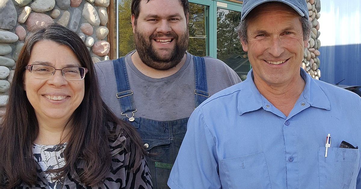 Used car dealership, auto repair shop opens on East Sherman Coeur d