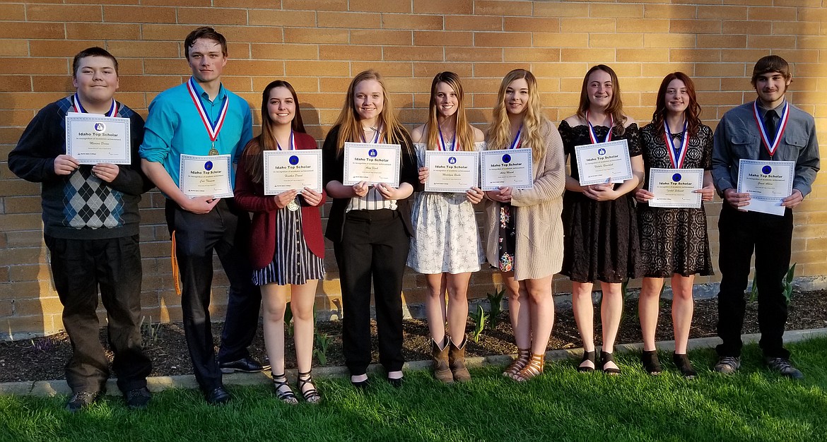 (Courtesy photo)
Region 1 high school principals, in conjunction with North Idaho College, recently recognized the top 10 percent of high school juniors across North Idaho through the Top Scholars program. Representing Priest River Lamanna High School, from left, are Marcus Brown, Cole Thompson, Heath Pound, Amy Flack, Madelynn Rusho, Adrie Minish, Natalie Randolph, Iszobel Schmidt, and Grant Ahlers. Not pictuired is Lillian Nolan.