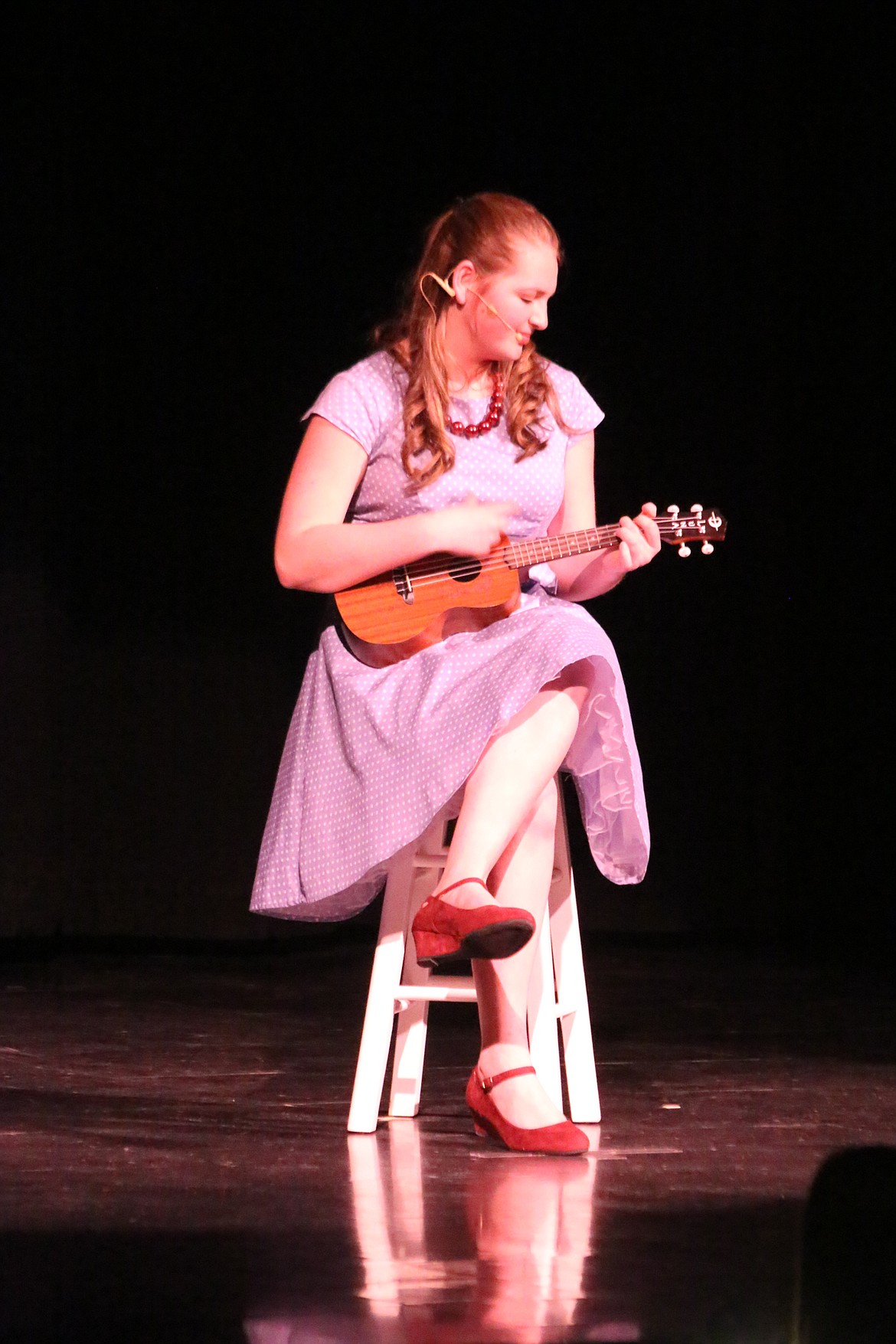 Photo by MANDI BATEMAN
Bailey Owens sang and played the ukulele for her talent.