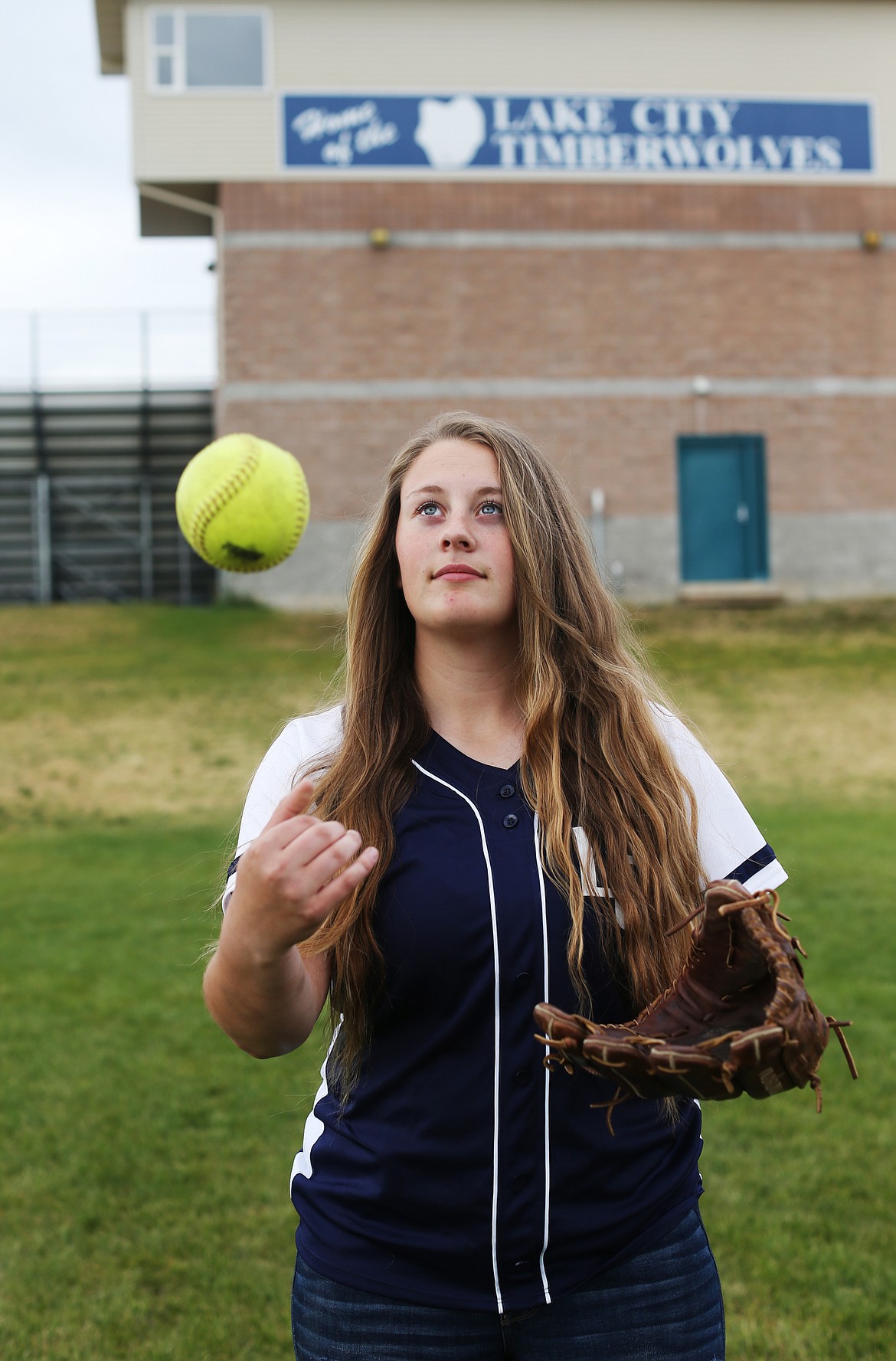 Senior outfielder Emma Gray. (LOREN BENOIT/Press)