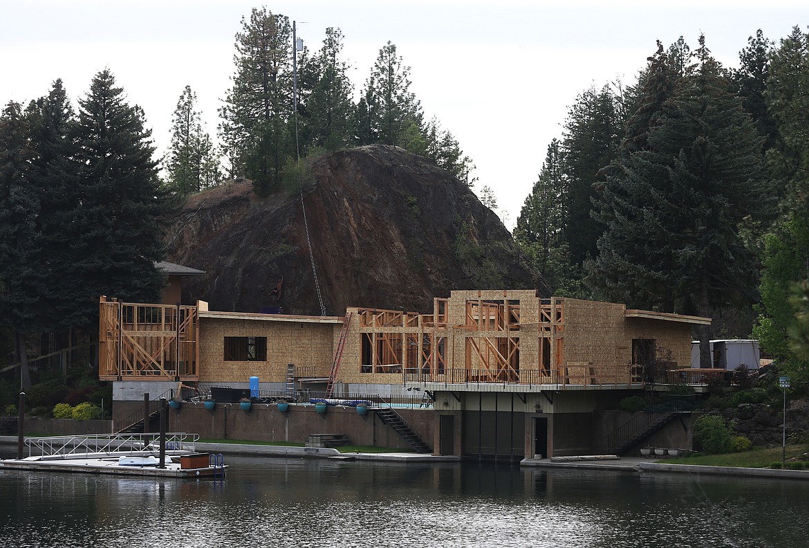 This lakeshore house along Coeur d&#146;Alene Lake Drive is under construction.
Photos by
LOREN BENOIT/BJNI