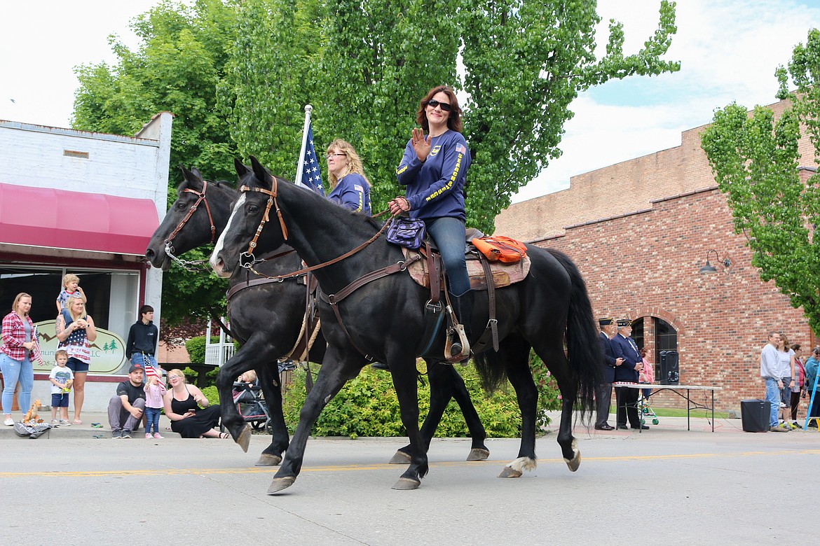 Photo by MANDI BATEMAN
Boundary County Search and Dive Rescue Team Members in the Memorial Day Parade.