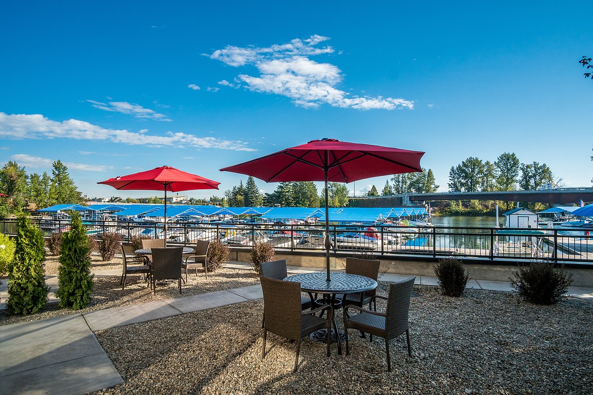 Photo courtesy of DOVER BAY DEVELOPMENT
Patio area at The Sandcreek Lofts at Sandpoint Marina.