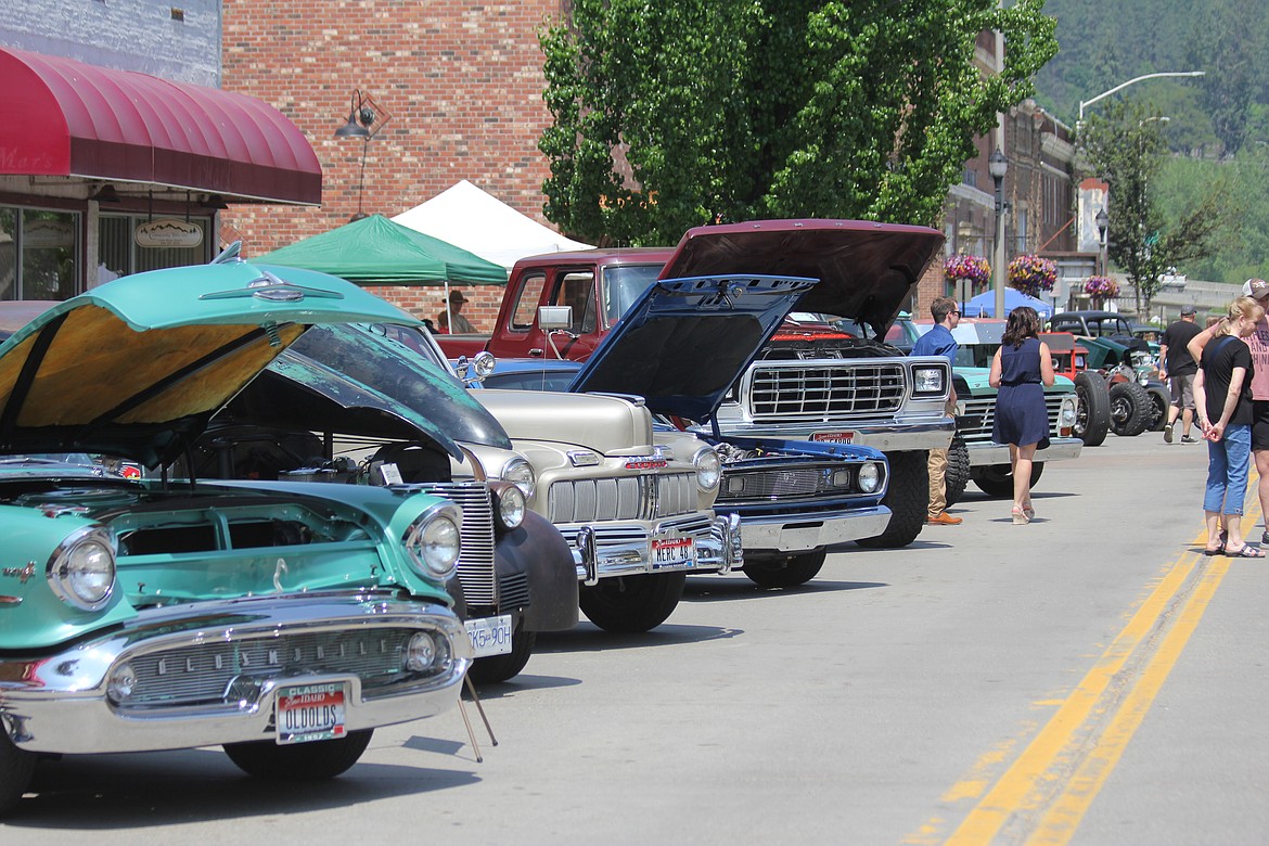 Photos by TANNA YEOUMANS
The streets of Bonners Ferry were lined with classic cars and trucks for the Rod Benders event.