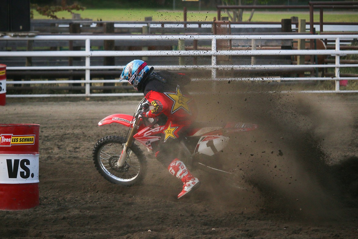 Photo by MANDI BATEMAN
Travis Schierman on his 450 Honda.