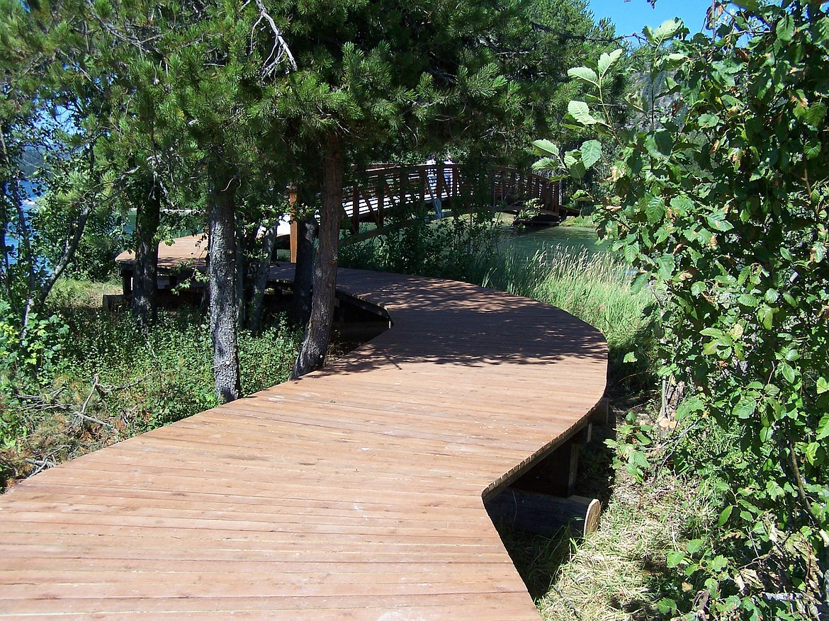 Photo courtesy of DOVER BAY DEVELOPMENT
A scenic stretch of the more than 9 miles of scenic walking and biking trails.