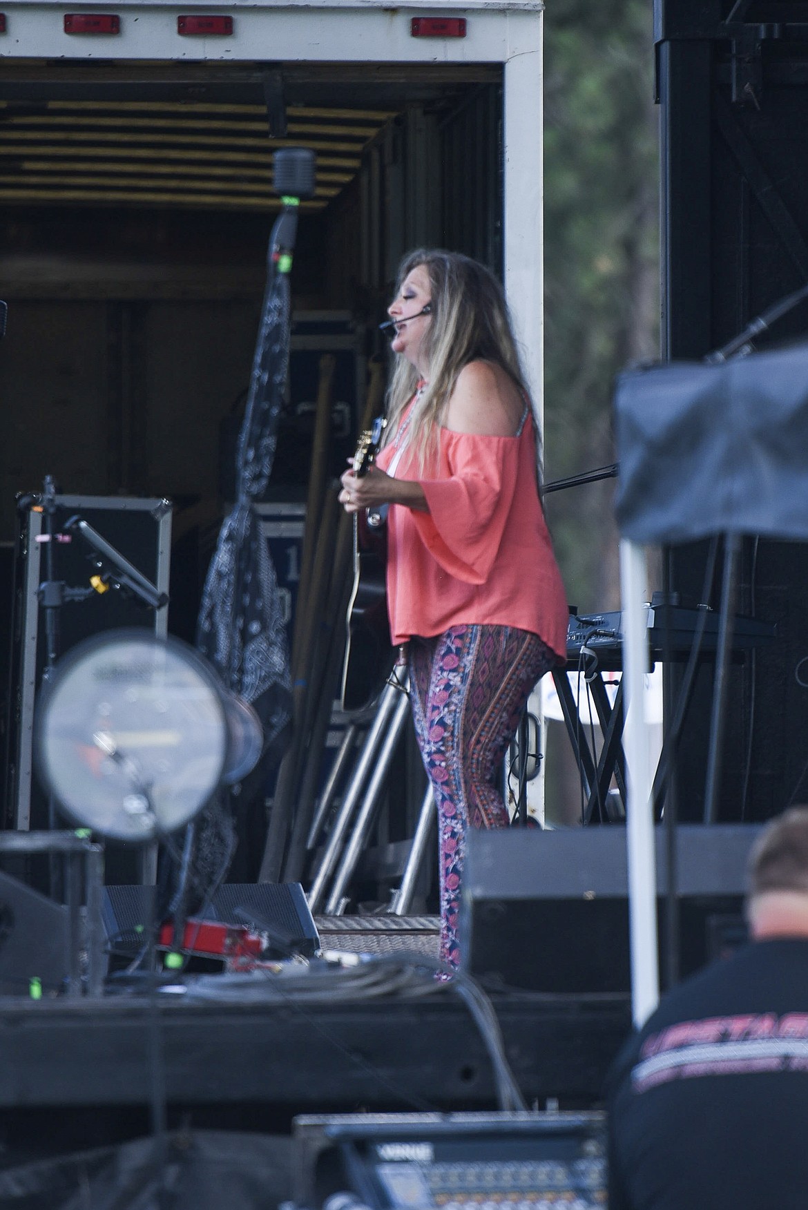 Shauney Fisher performs at the Big Sky Bash Saturday. (Ben Kibbey/The Western News)