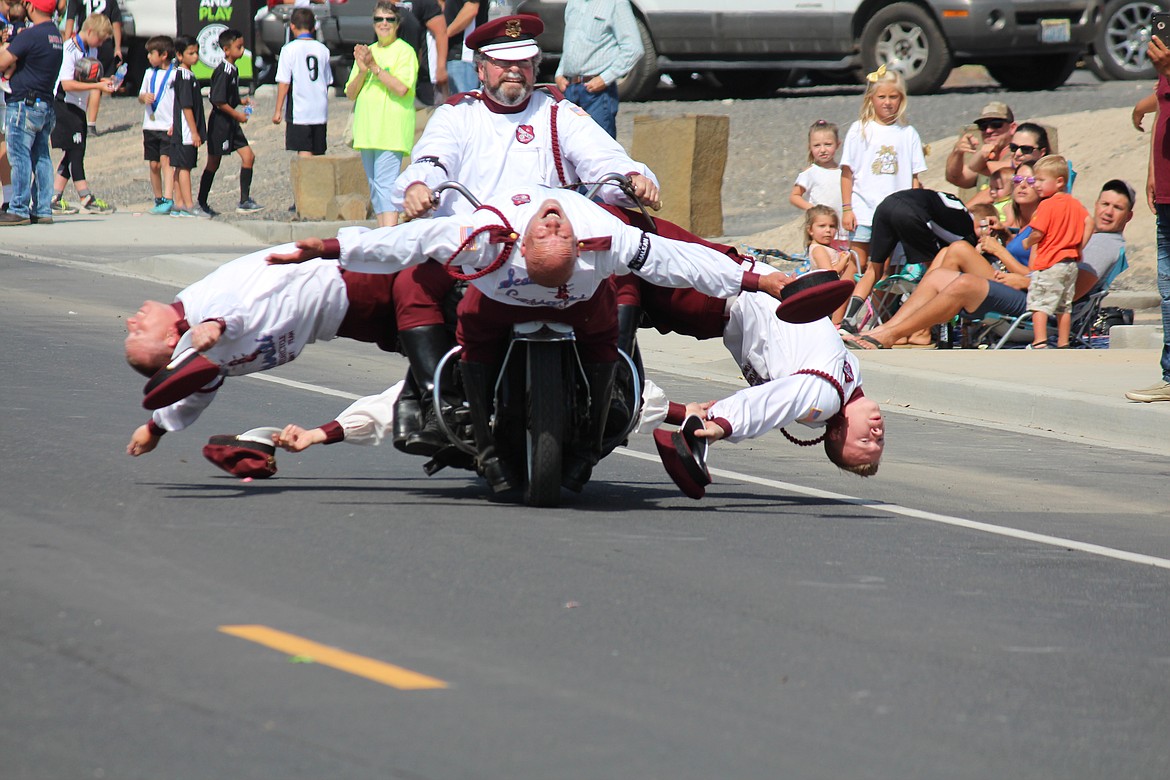 Cheryl Schweizer/Sun Tribune
The Seattle Cossacks precision motorcycle team put on a show during the Royal City Summerfest parade.