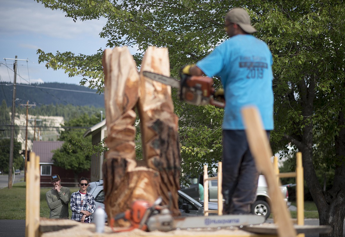 Vinko Bogdanoski, from Gostivar, Macedonia saws out a sculpture during the Ron Adamson's Libby Chainsaw Event, July 4 in Libby. (Luke Hollister/The Western News)