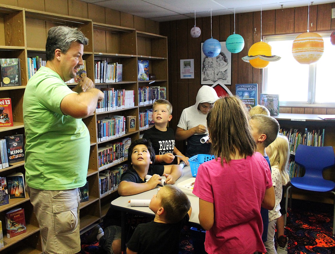 Rachal Pinkerton/Sun Tribune
Kids had fun during the party and enjoyed the activities at the party at the Warden Library.