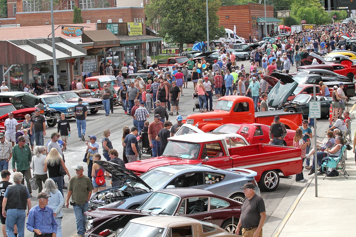 A second story view of Ignite the Nites car show 2019. (Paul Sievers/The Western News)