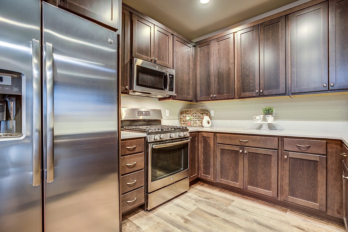 Premium amenities, including stainless steel appliances, are included in properties at the Sandcreek Lofts.