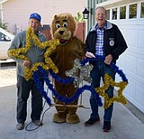 Former electrician brightens up city's Christmas lights