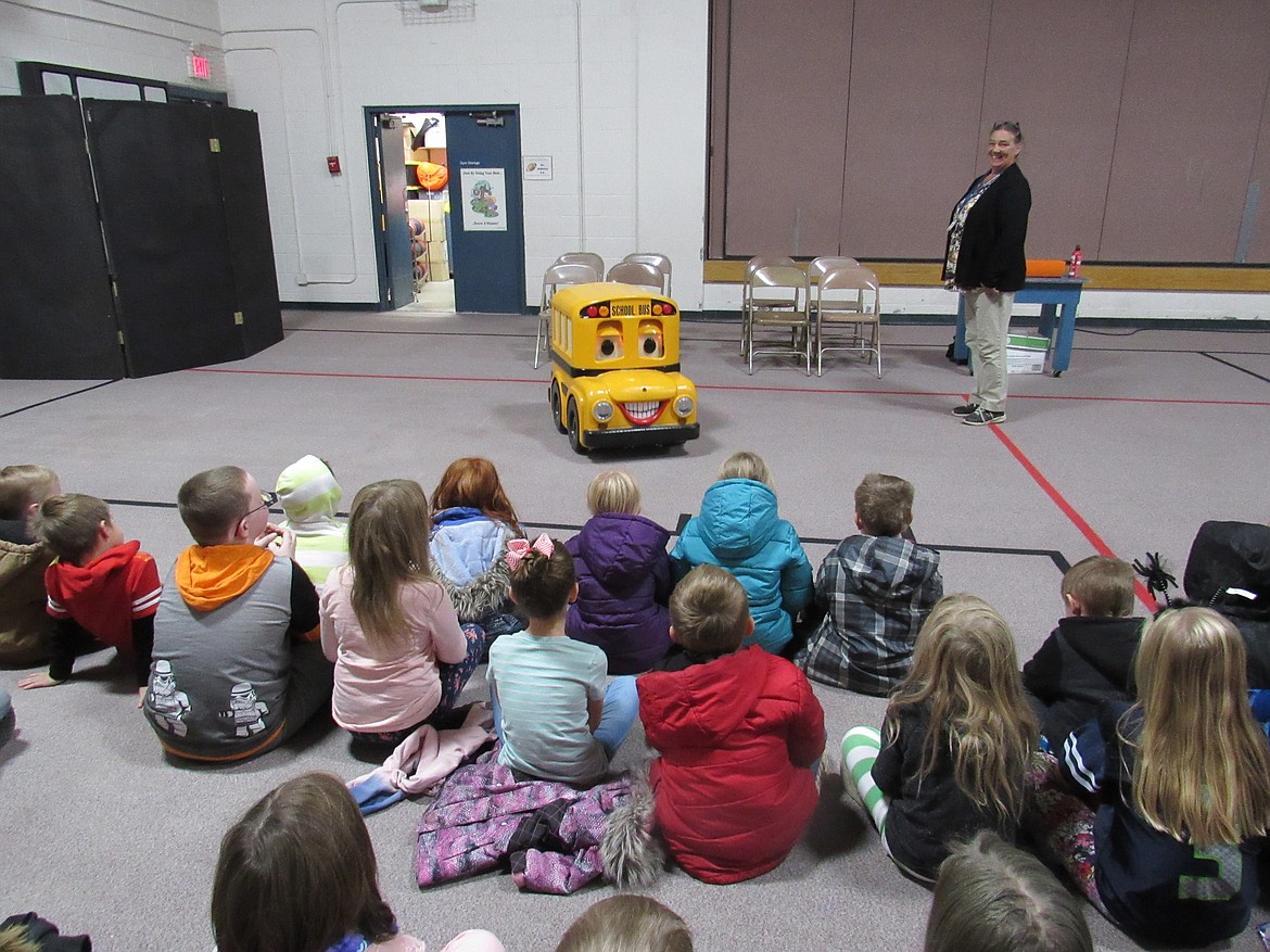 (Photo courtesy DONA STORRO)
Buster Bus paid a visit to Idaho Hill Elementary students Monday to teach the school&#146;s kindergarten to third-grade students about safety.