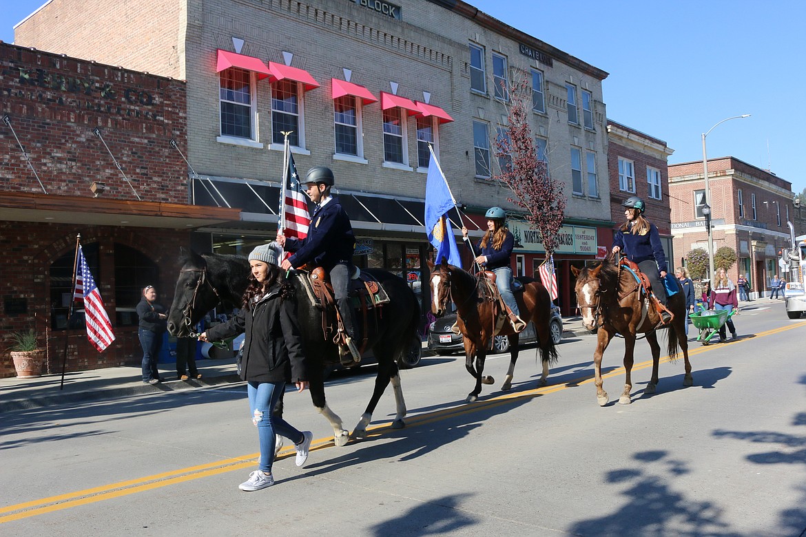 Photo by MANDI BATEMAN
Scenes from the 2019 BFHS Homecoming parade and football game.